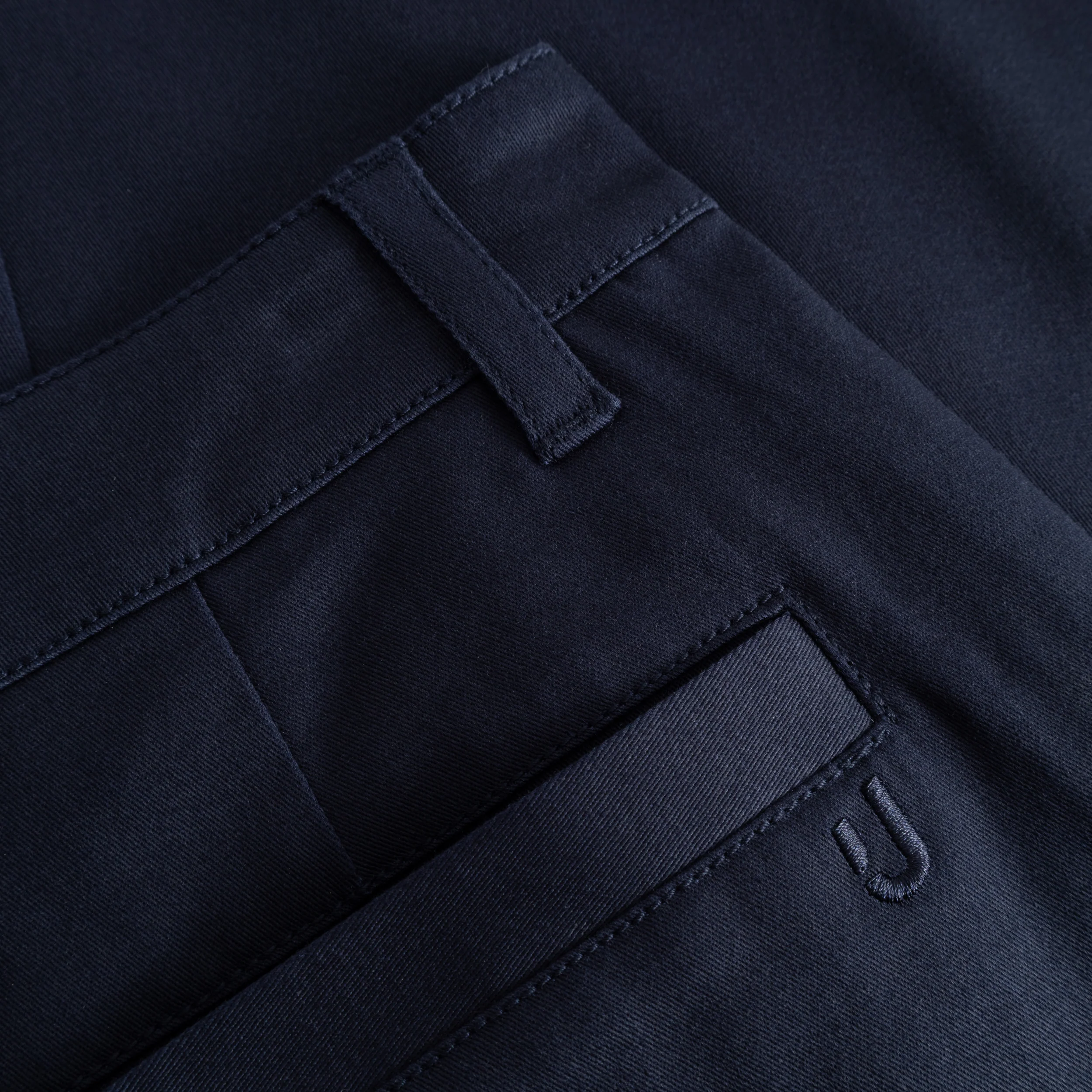 Relaxed Chino Hose "Ari" - Image 15