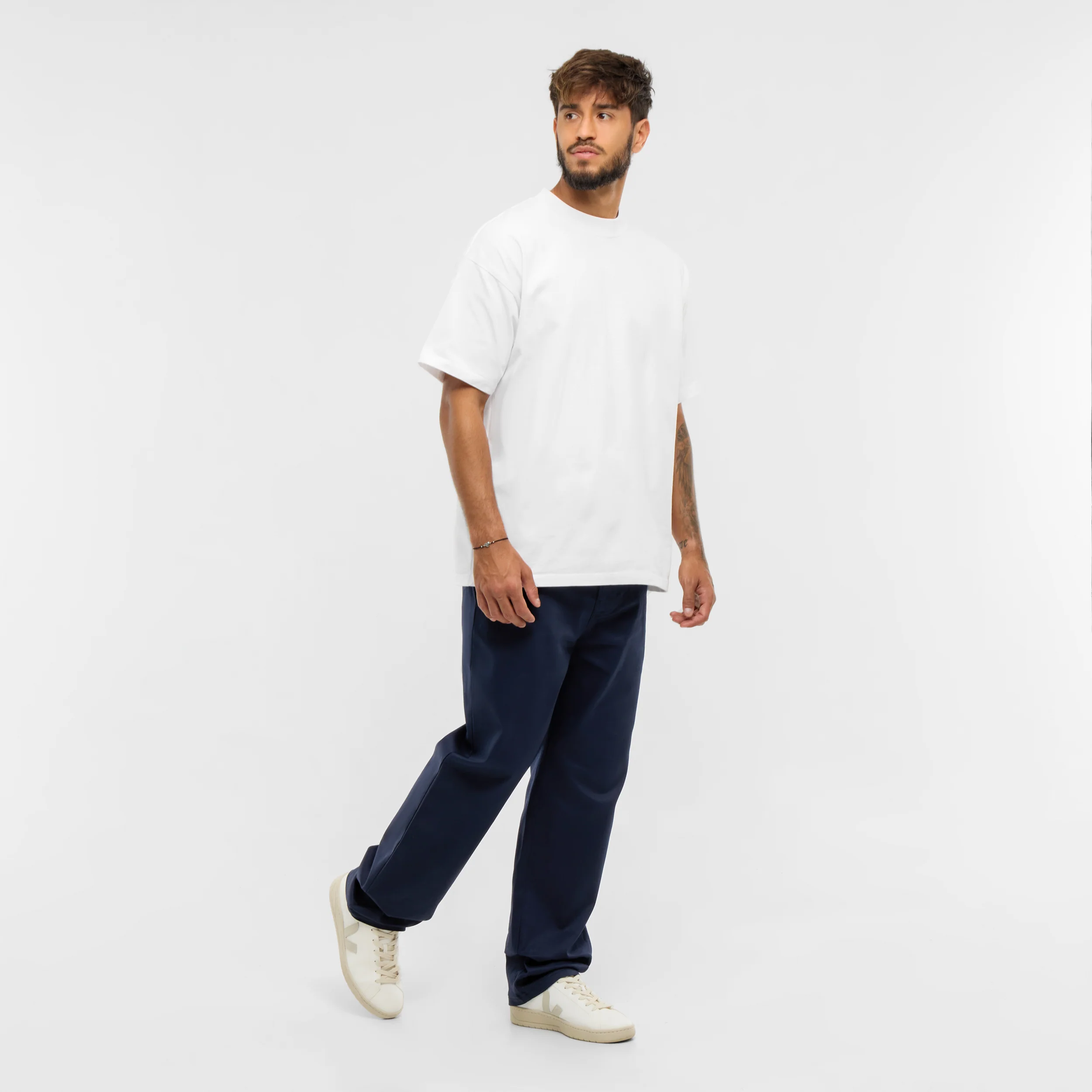 Relaxed Chino Hose "Ari" - Image 23
