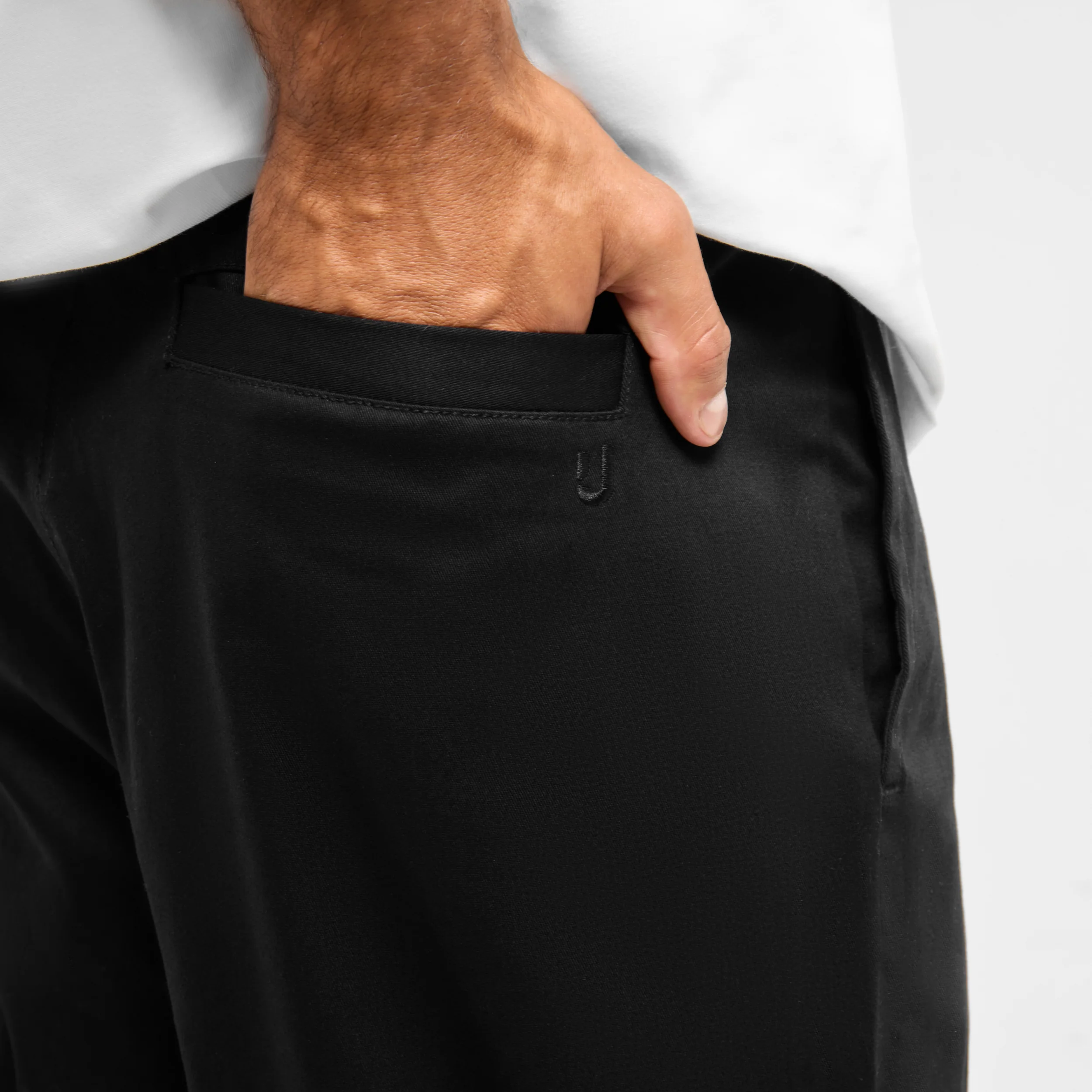 Relaxed Chino Hose "Ari" - Image 6