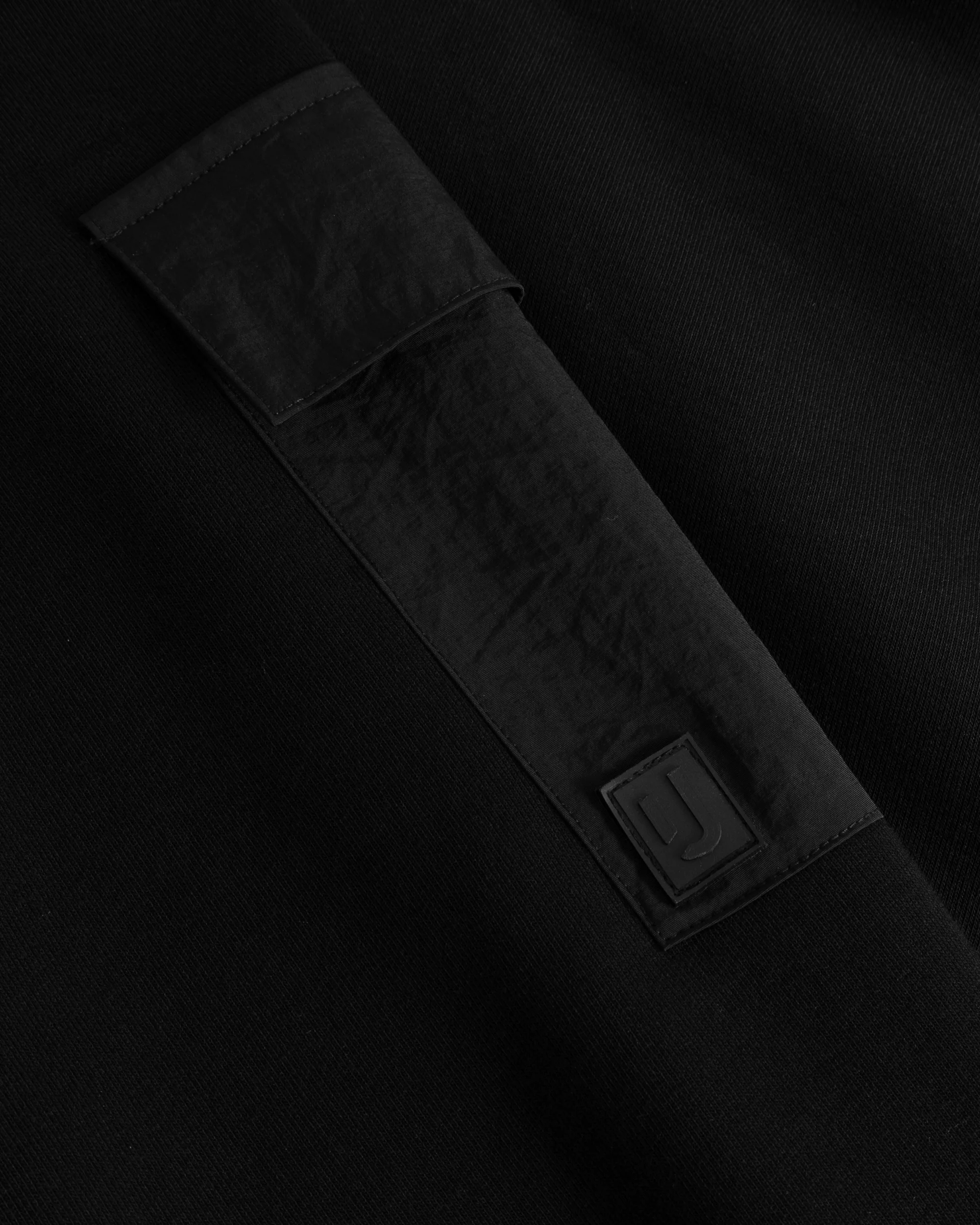 Cropped Hoodie "Carly" - Image 13