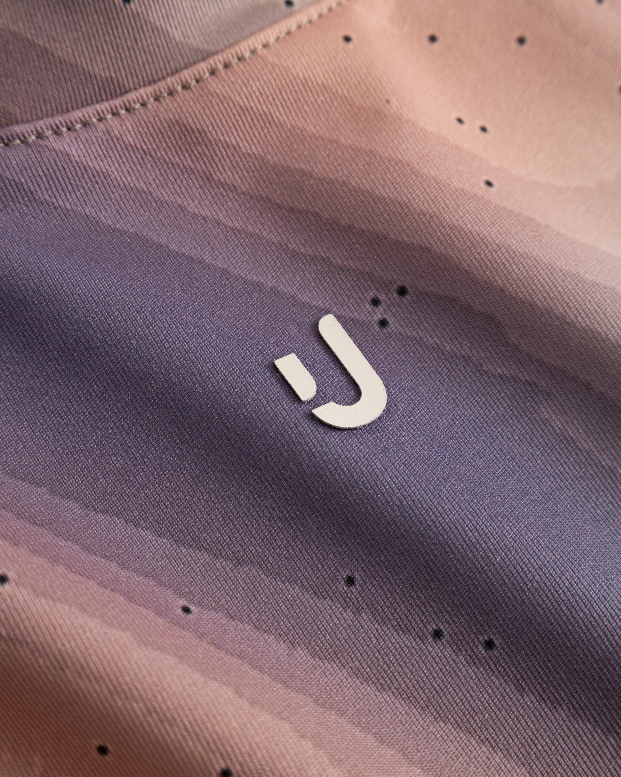 Cropped Longsleeve "Amber" - Image 7