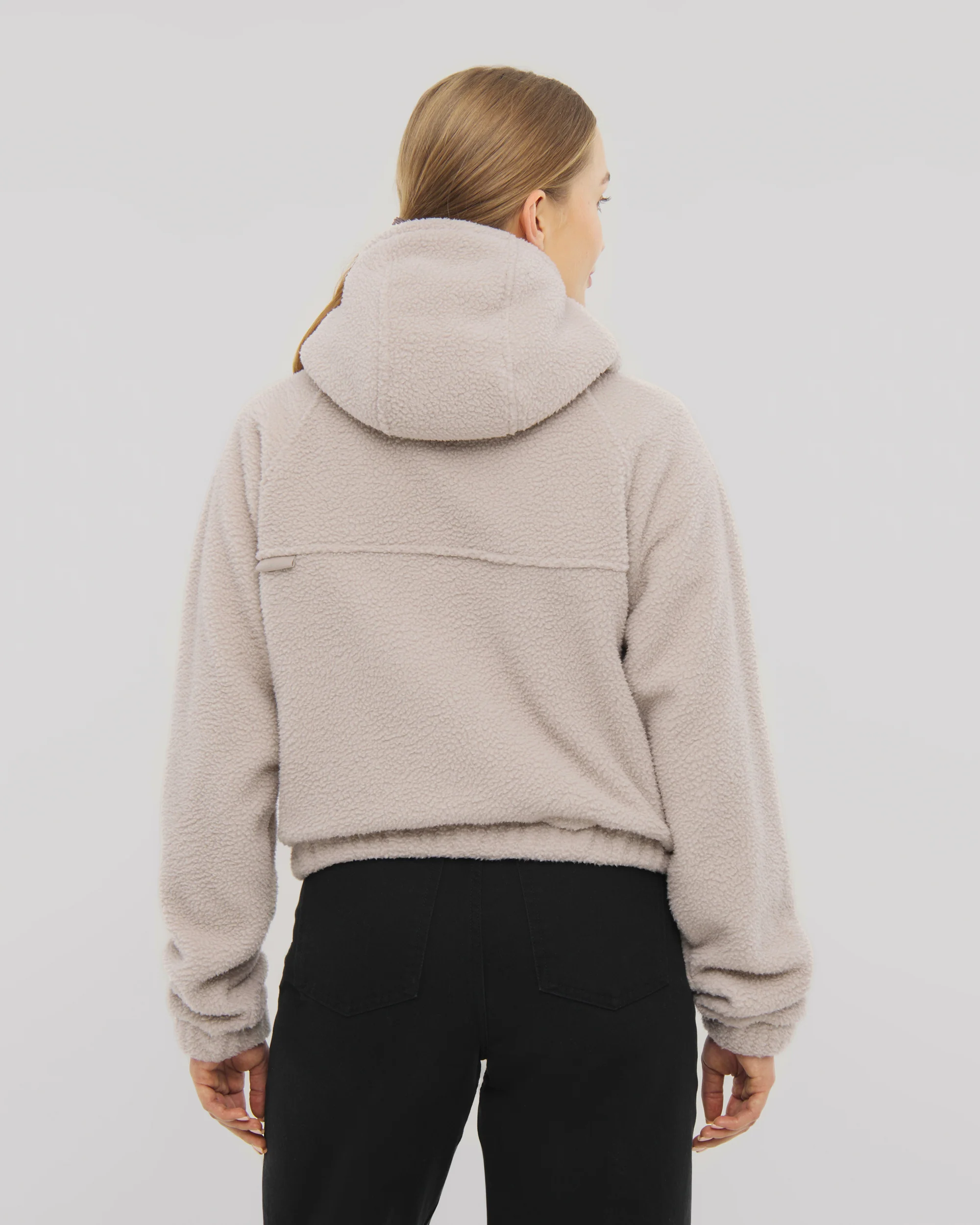 Cropped Fleecejacke "Nova" - Image 10