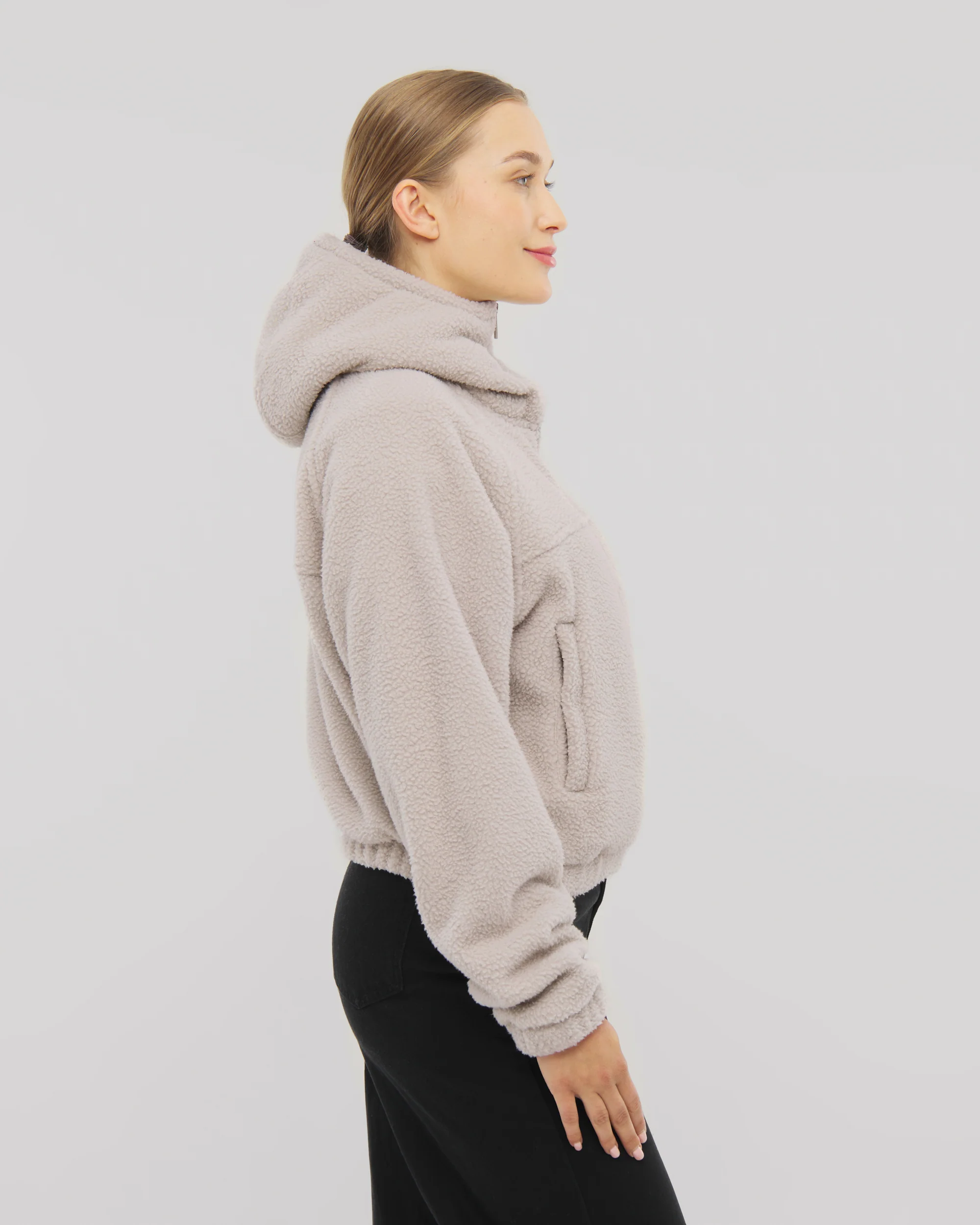 Cropped Fleecejacke "Nova" - Image 11