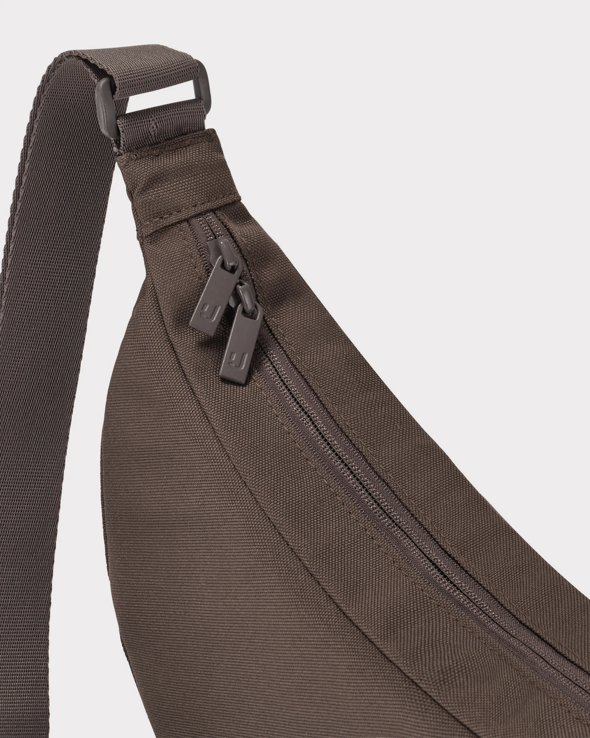 Half Moon Bag "Ally Medium" - Image 29
