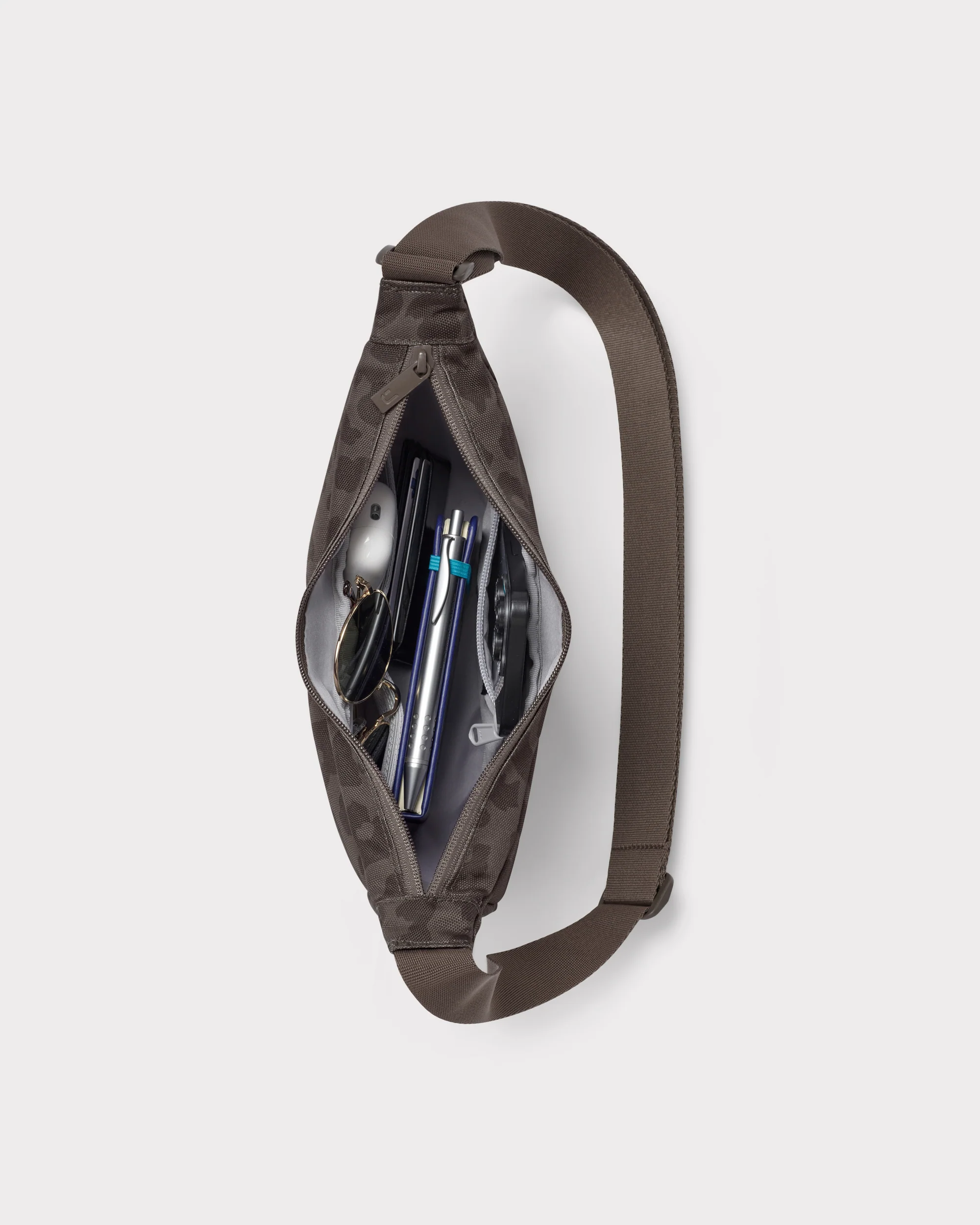 Half Moon Bag "Ally Small" - Image 12