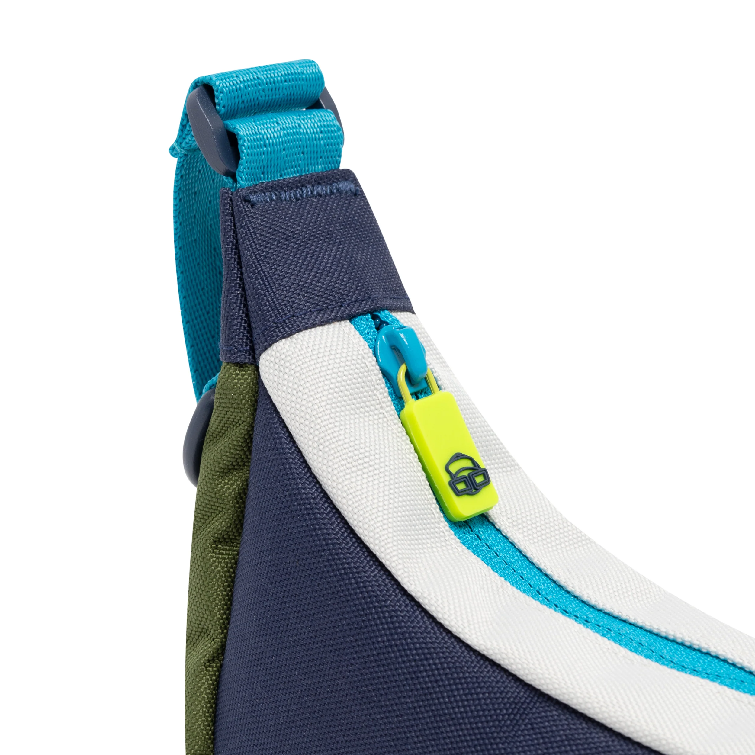 Kinder Half Moon Bag "Mio" - Image 18