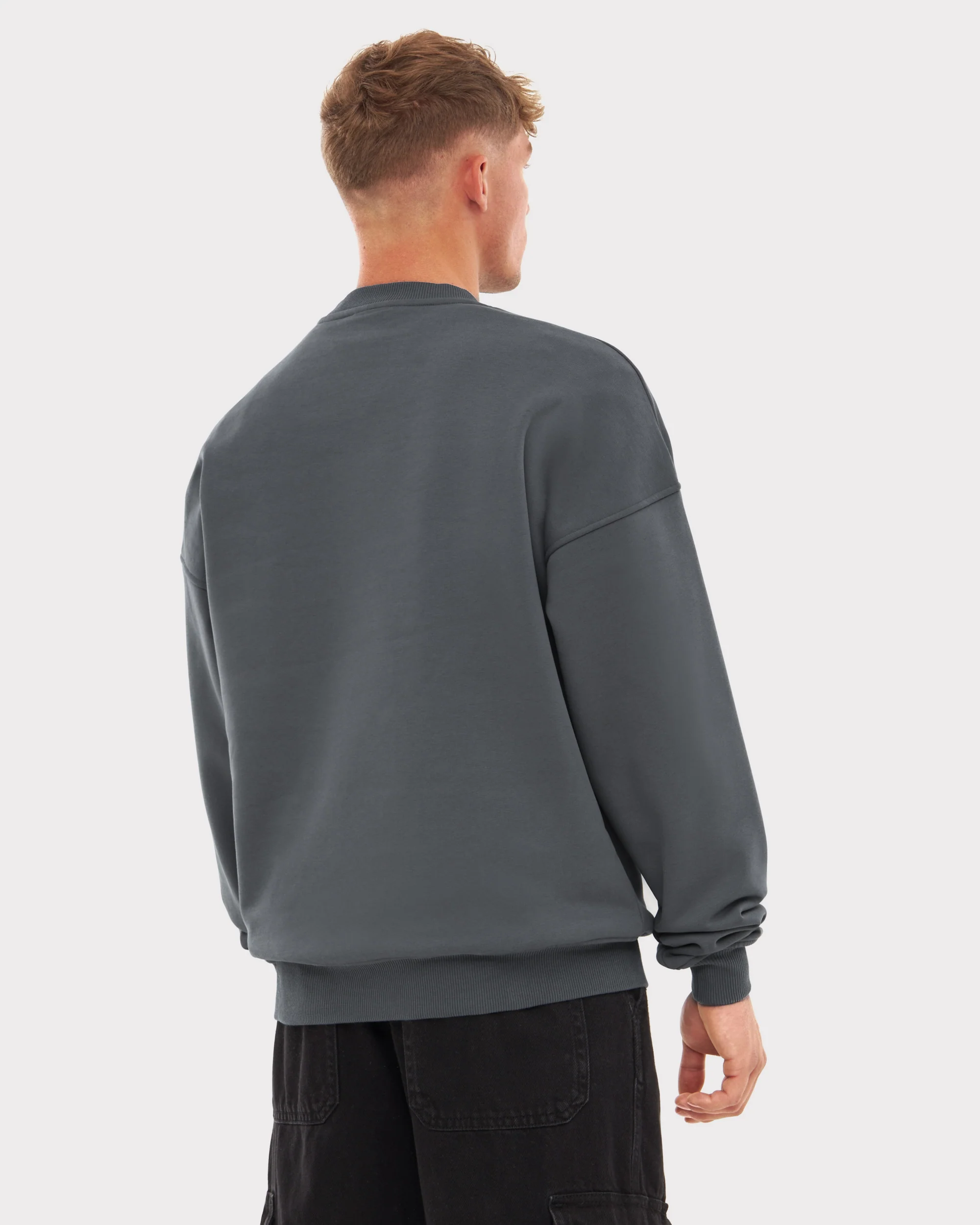 Oversized Crewneck "Carter" - Image 26