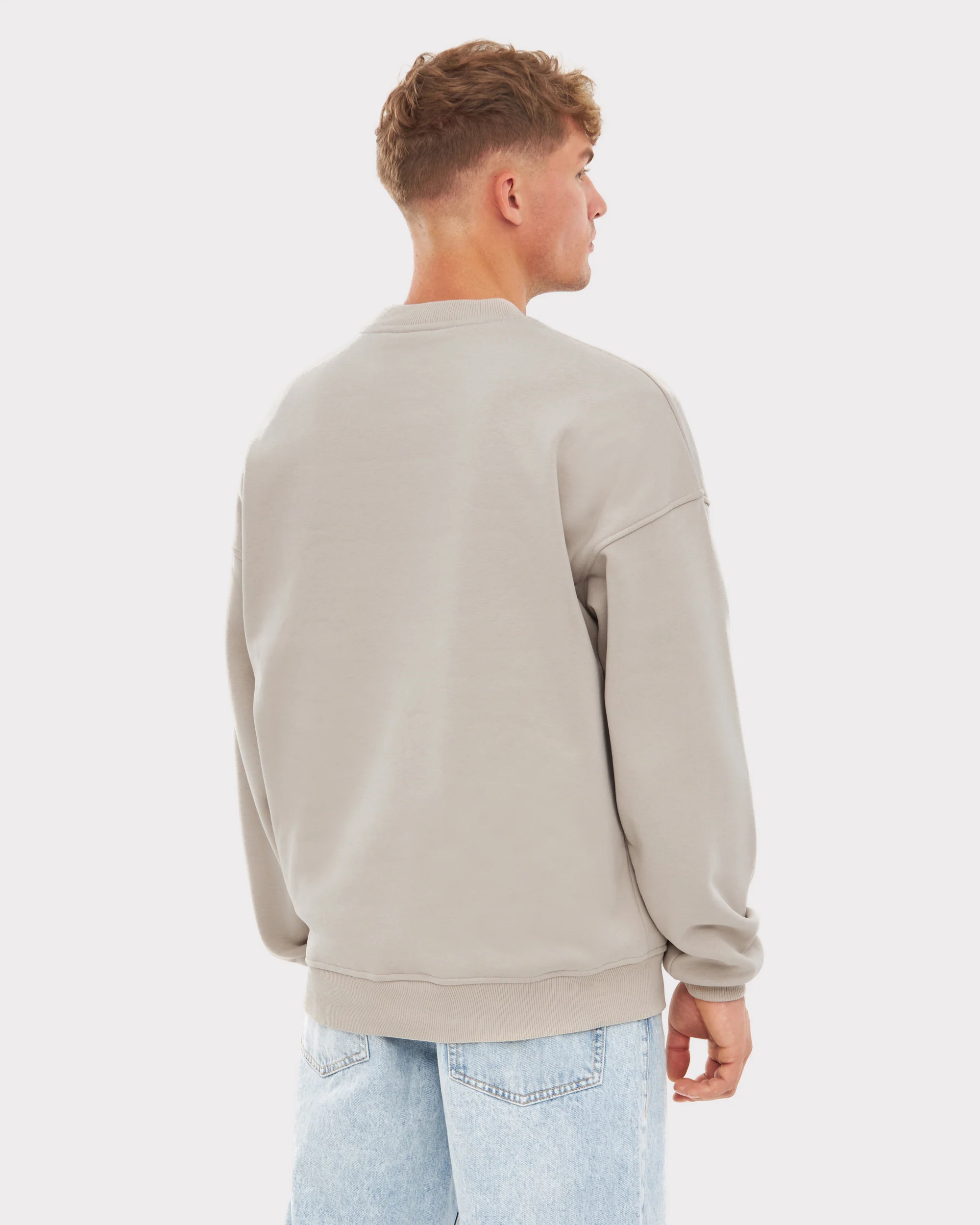 Oversized Crewneck "Carter" - Image 31