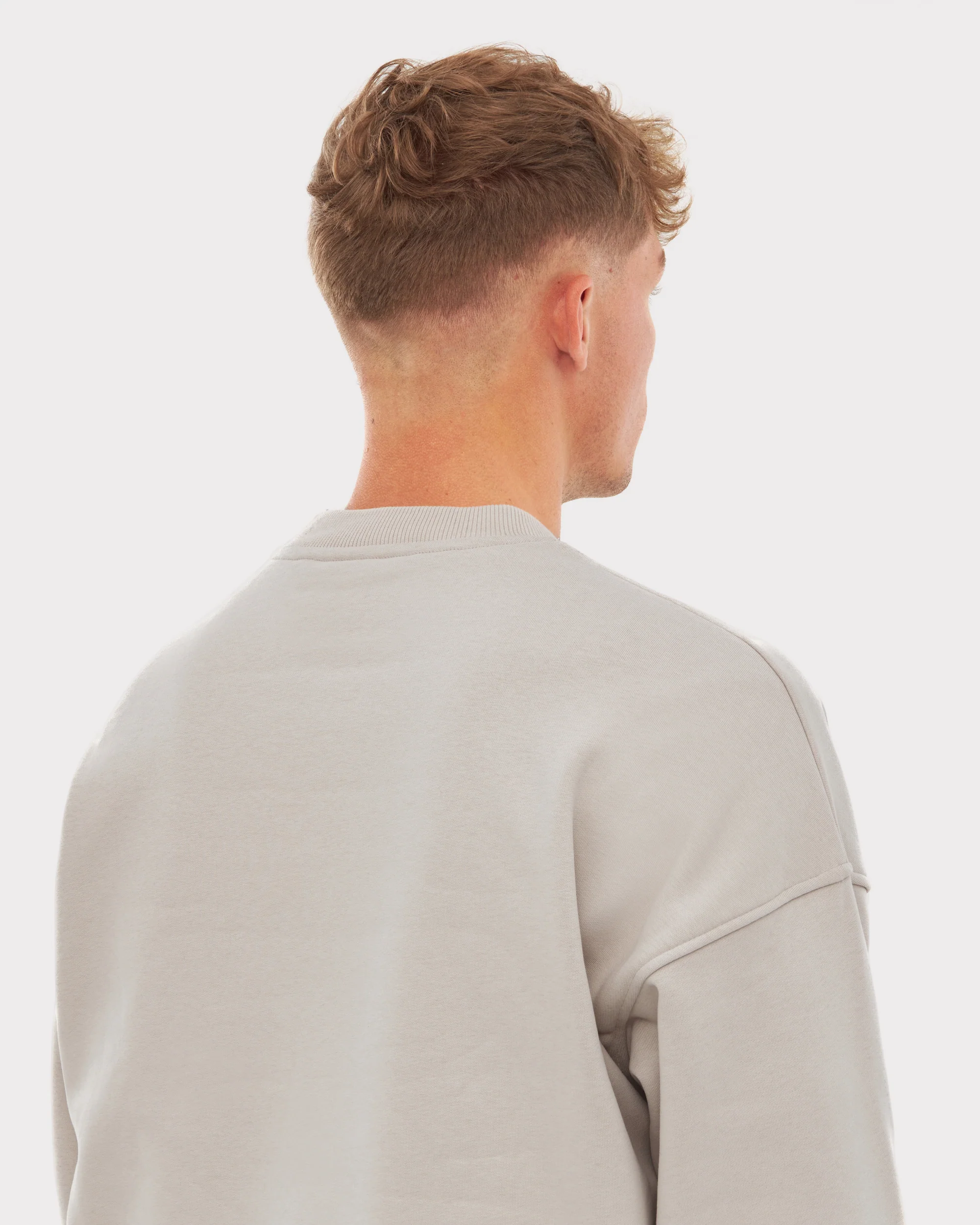 Oversized Crewneck "Carter" - Image 34