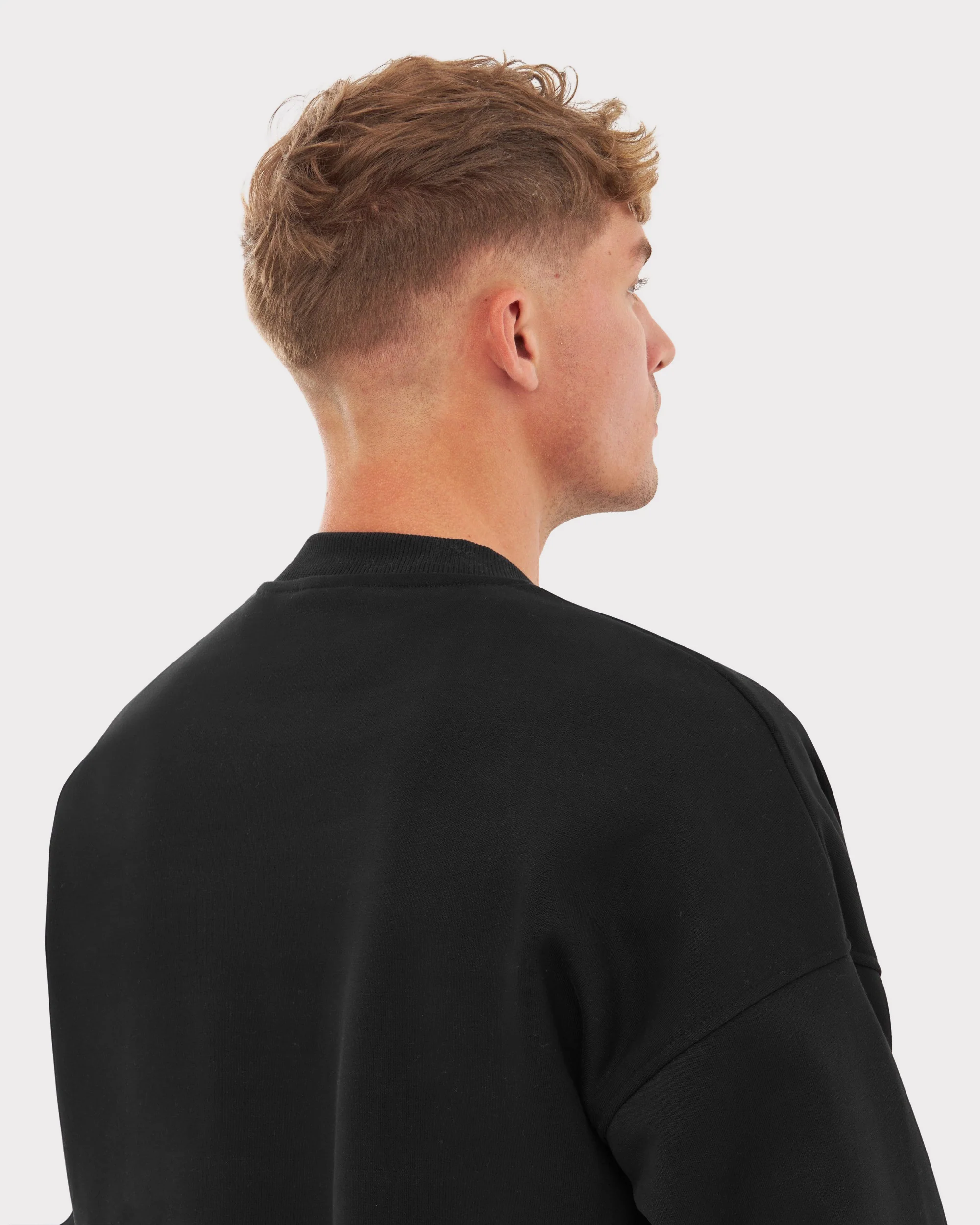 Oversized Crewneck "Carter" - Image 40