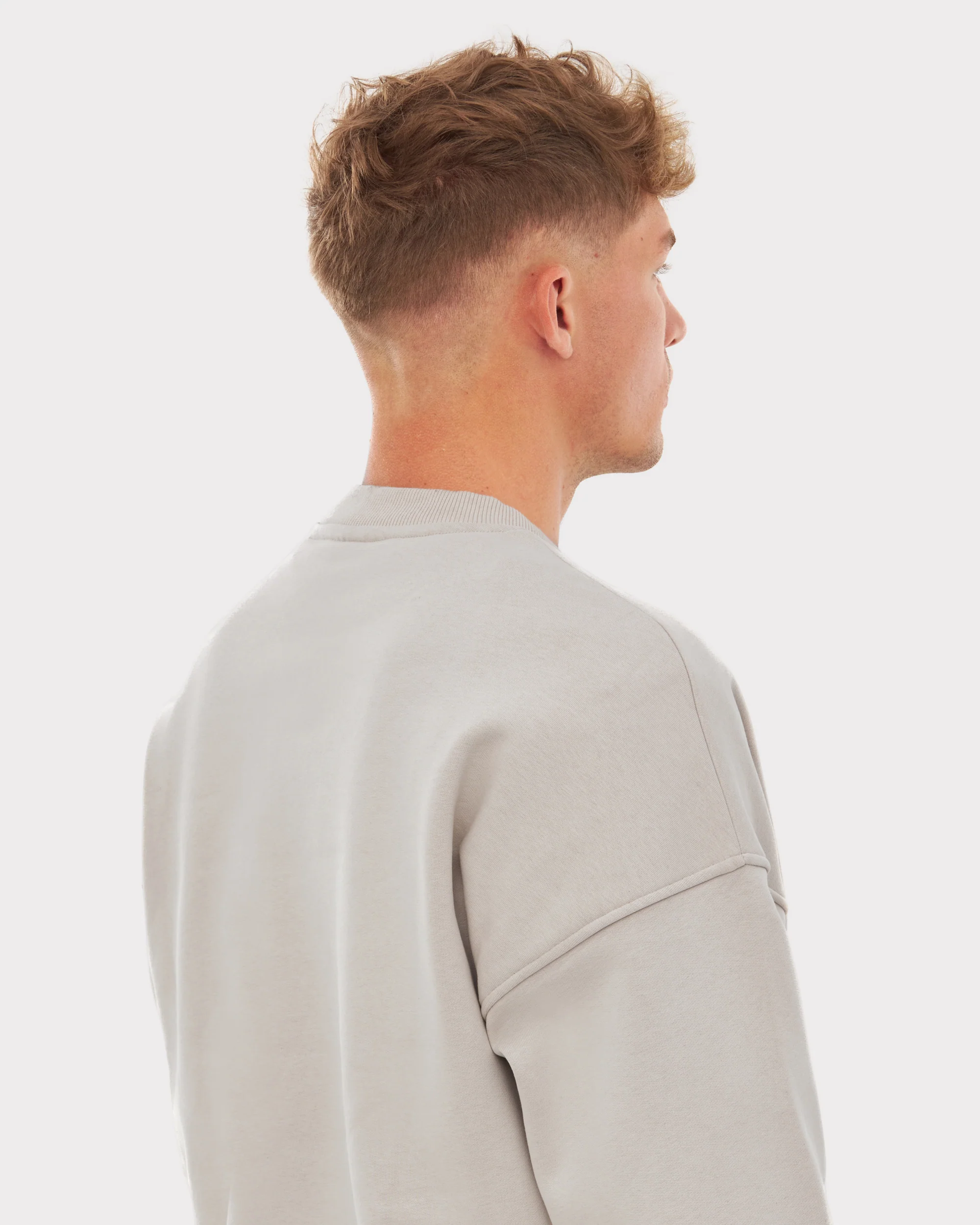 Oversized Crewneck "Carter" Print - Image 14