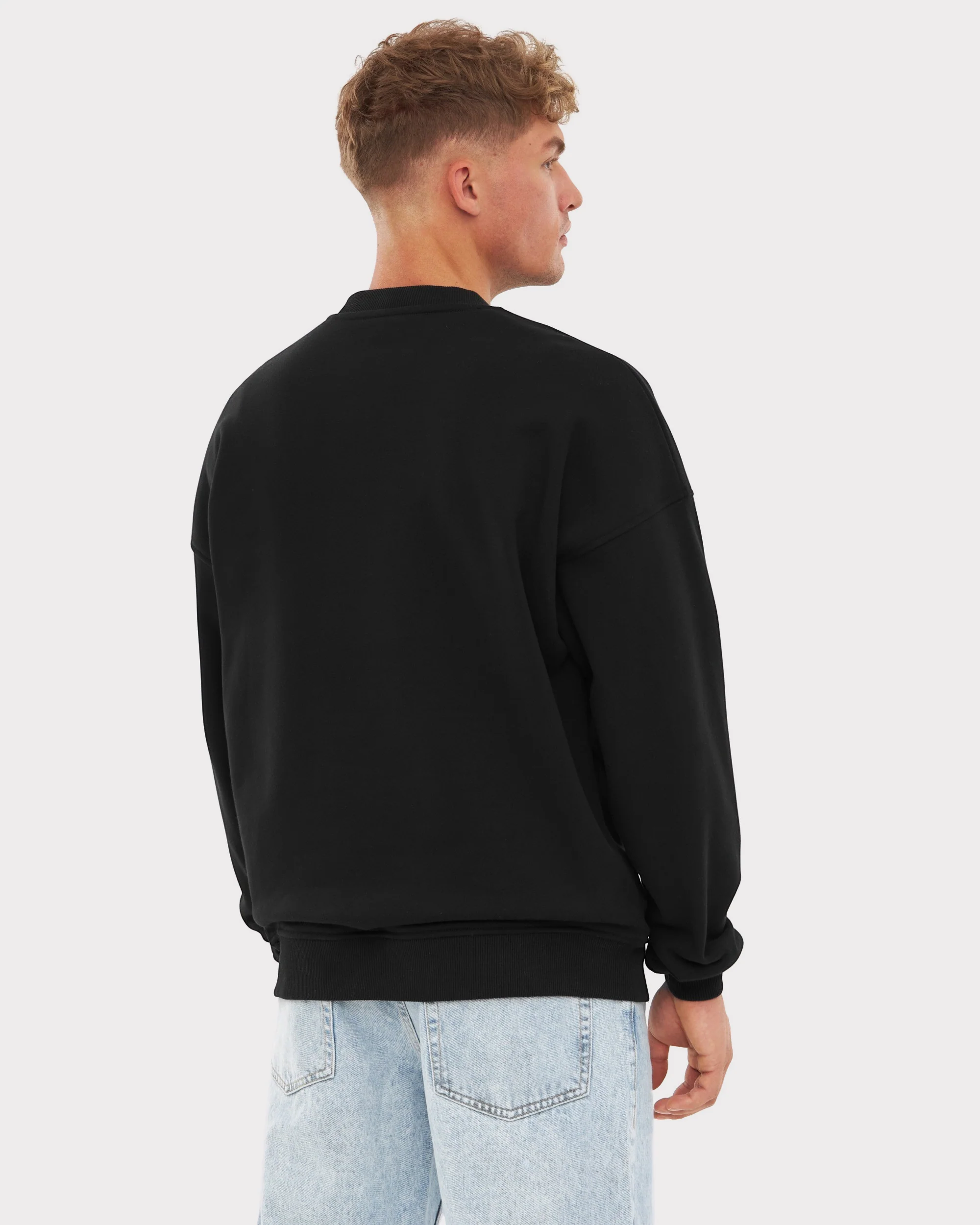 Oversized Crewneck "Carter" Print - Image 17