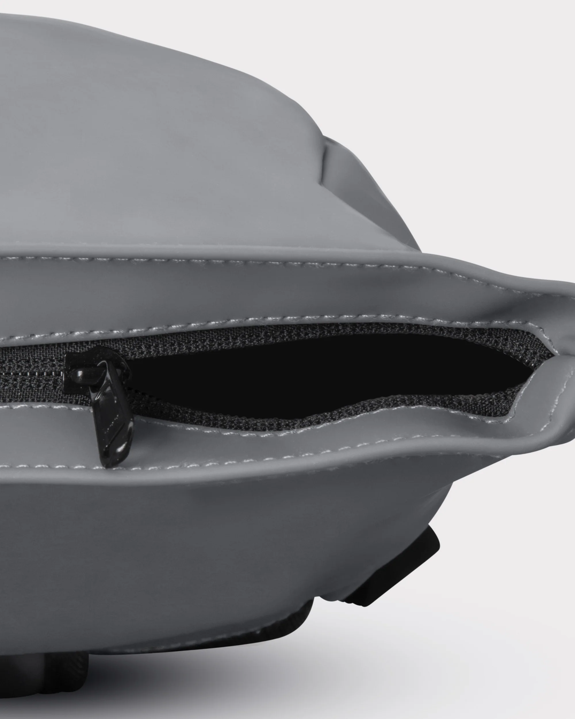 Rolltop Rucksack "Harvey Medium" - Image 6