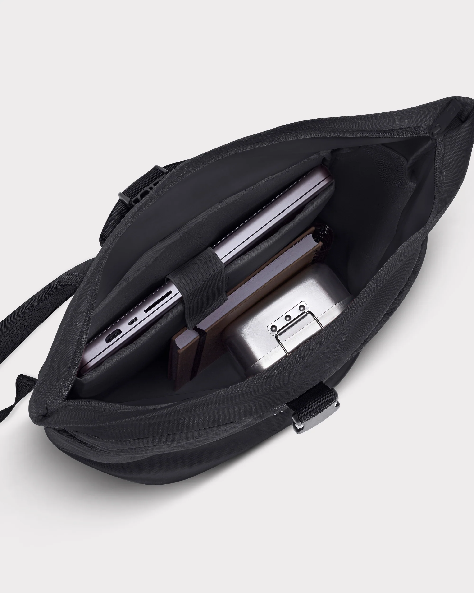 Rolltop Rucksack "Luca Medium" - Image 5