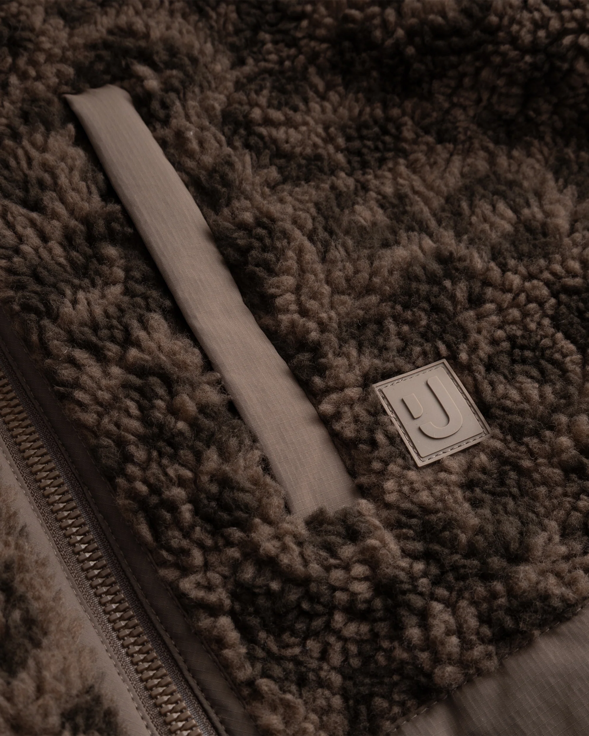 Cropped Teddy Fleecejacke "Carey" - Image 10