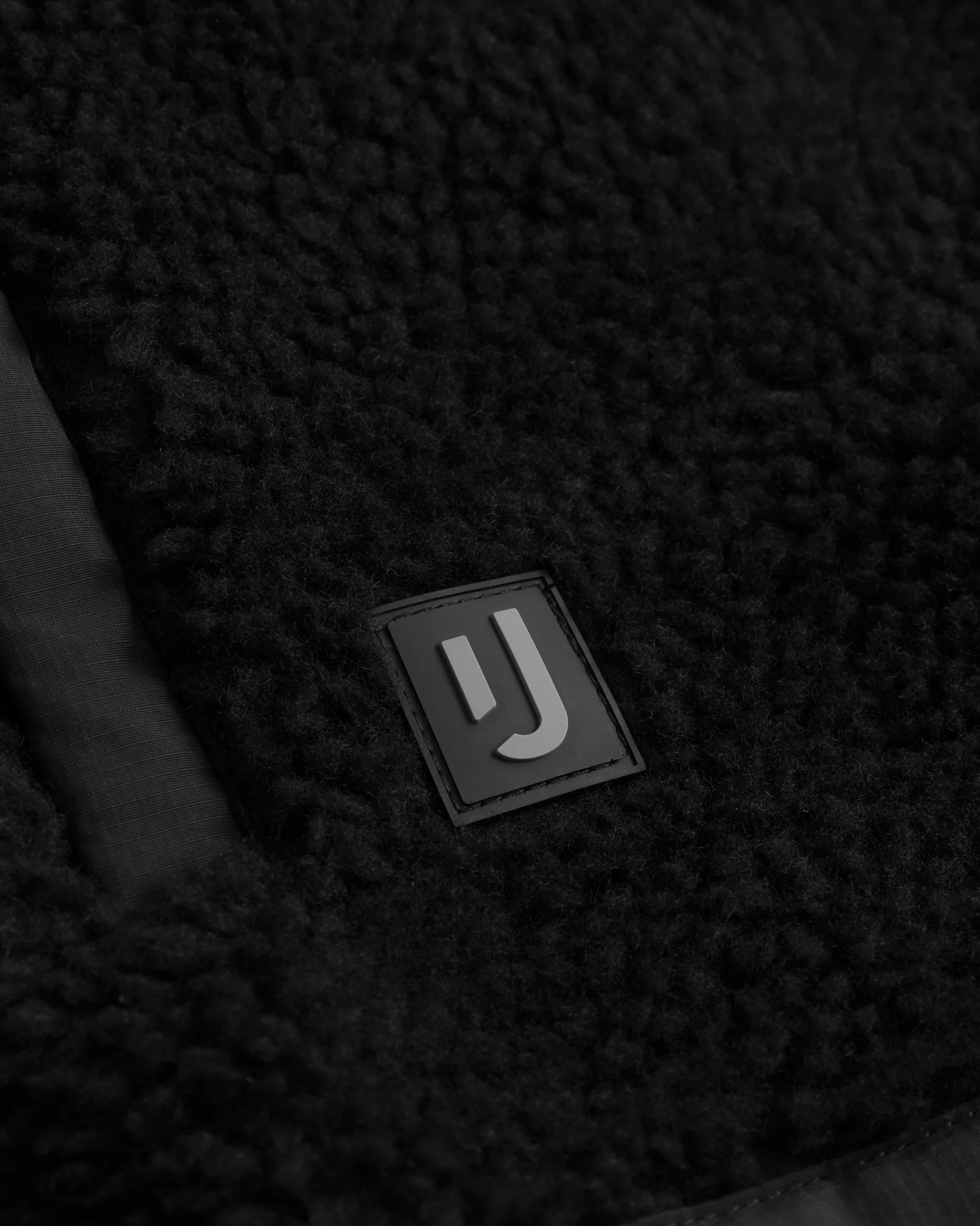 Cropped Teddy Fleecejacke "Carey" - Image 35